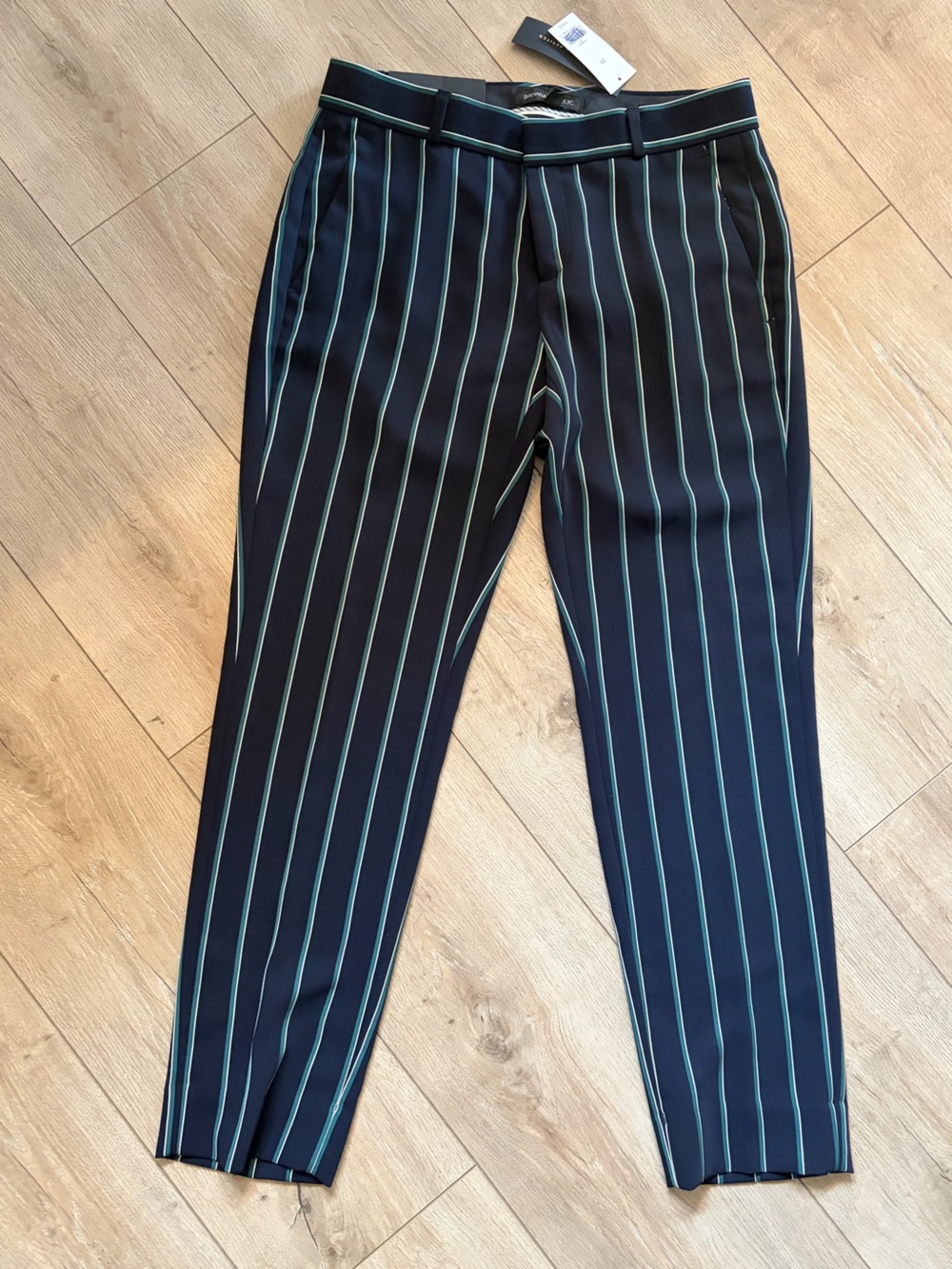 Banana Republic Navy Trousers w Light Pinstripes size 0 regular fit Avery pant